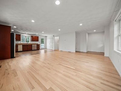 6 Fairlawn Ave