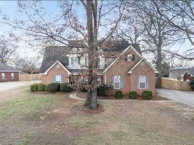 125 Grand Oaks Blvd