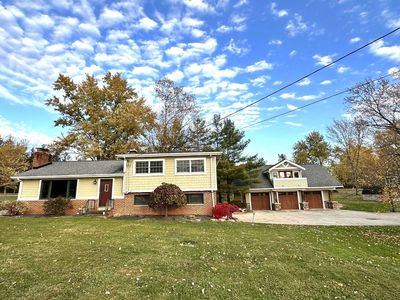 Property at 11511 Caves Rd, Chesterland, OH