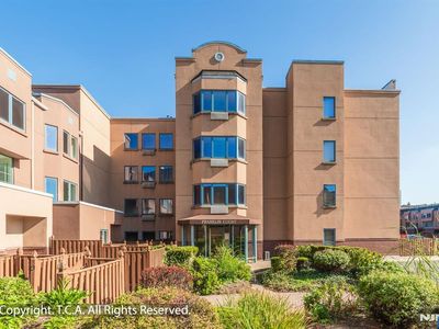 403 FRANKLIN Court #403