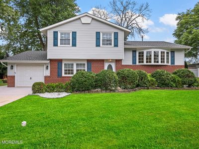 207 Lake Winnepesaukee Drive