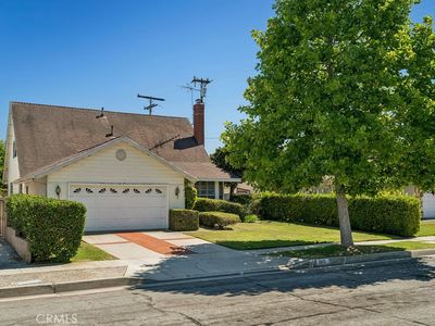 2102 W 236th Pl