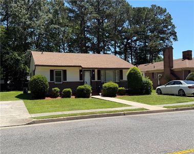 213 S College Dr