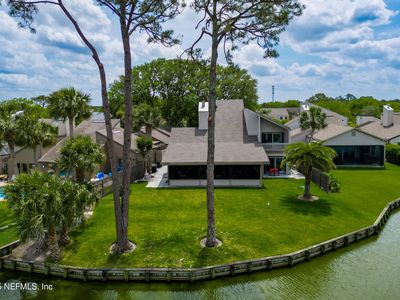 3 LAKE JULIA Drive S