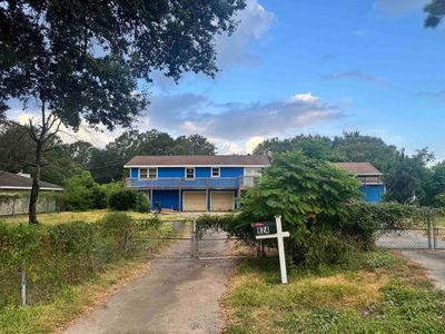 Property at 924 Avenue E, Nederland, TX