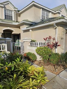 1639 SW Harbour Isles Circle #29