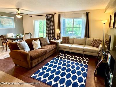 571 River View Dr Unit 1202