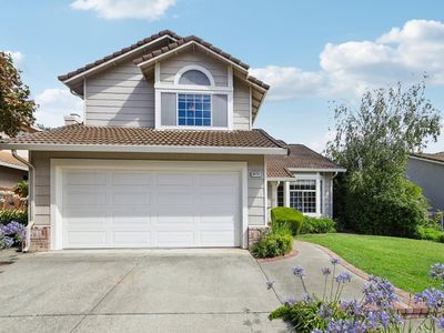 2474 Bay Hill Circle