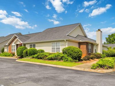 206 Woodruff Park Ln