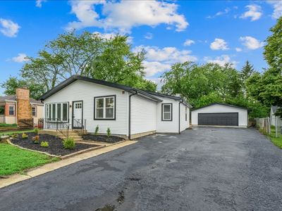 Property at 18172 W Twin Lakes Blvd, Grayslake, IL