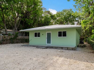 4 Norwood Ave