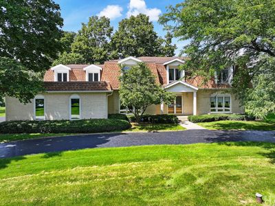 55 Watergate Dr