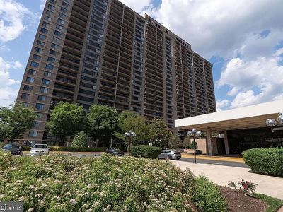 3705 S George Mason Dr APT 513S