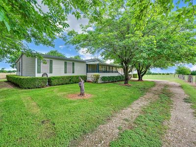 652 Middle Windsor