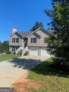 5482 Latham Manor Dr