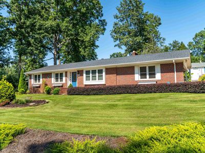 114 E Brookwood Ln