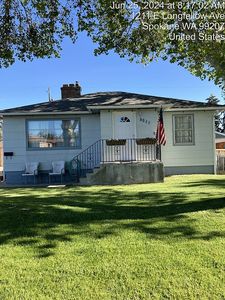 1211 E Longfellow Ave