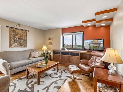 410 Groveland Ave APT 1301