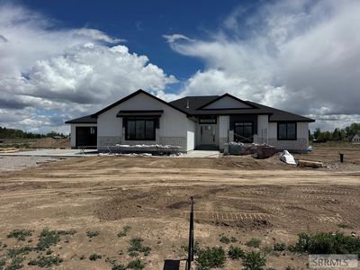 317 N 315 W