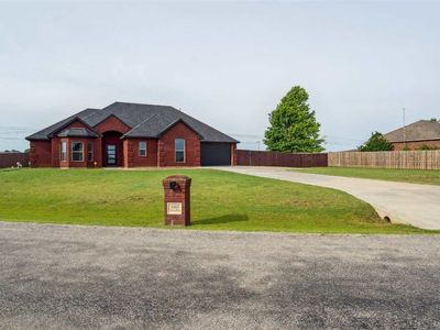 5565 NE Snowy Owl Rd