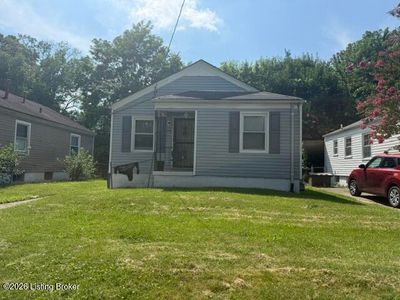 416 S 38th St