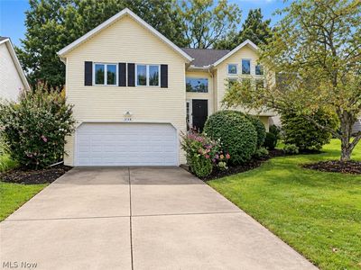 3168 Pondview Dr