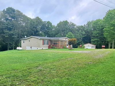 182 Hill Cir