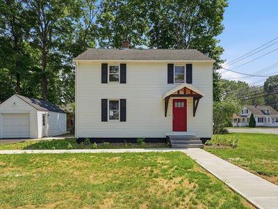 4 Hall St