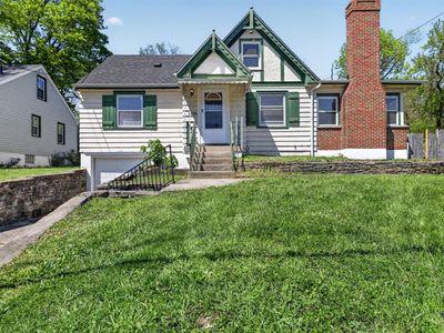 1284 Compton Rd
