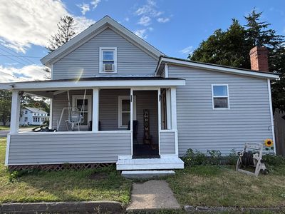 1854 Main St