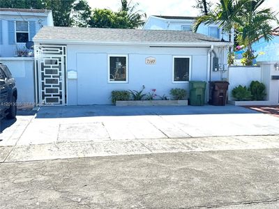 7140 W 15th Ct