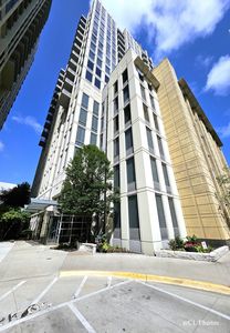720 N Larrabee St APT 1104