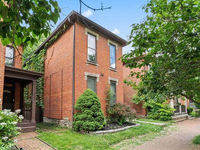 338 W 1st Ave