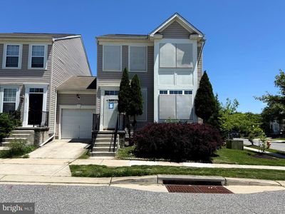 601 McConnell Ct