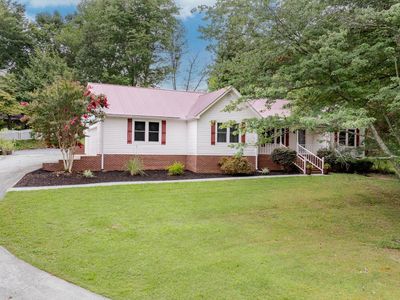 715 Carmen Dr