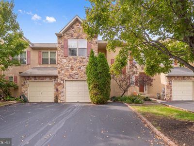 6 Abbott Ct