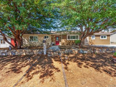 13422 Standish Dr