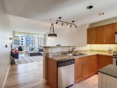 427 9th Ave Unit 409