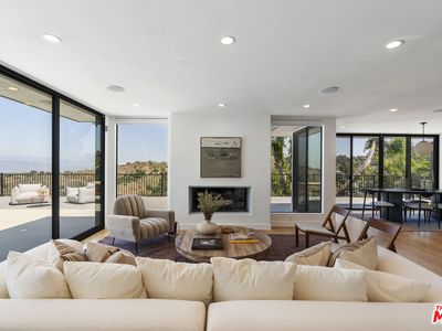 3632 Beverly Ridge Dr
