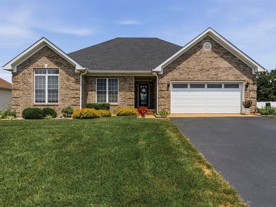 693 Muirfield Cir