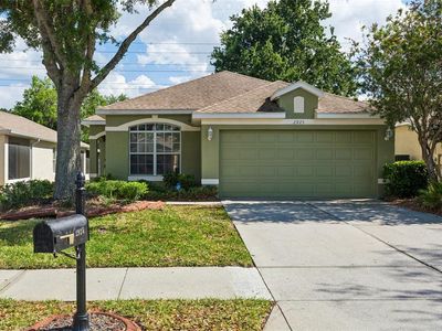 2925 Banyan Hill Ln