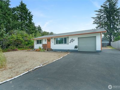 241 S Razor Clam Drive SW