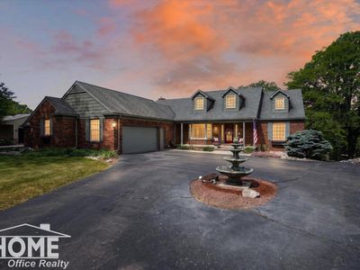 1265 Ada St