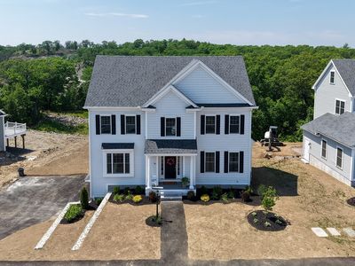 24 Strongwater Dr