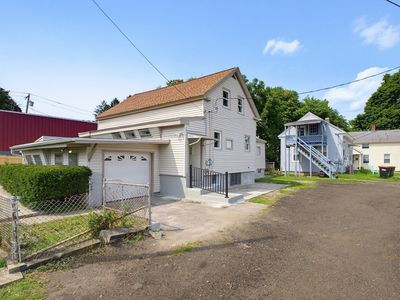 Property at 1 Railroad Ct, Millbury, MA