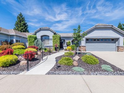 5233 Campcreek Loop