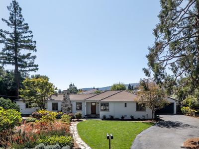 90 Marvin Ave