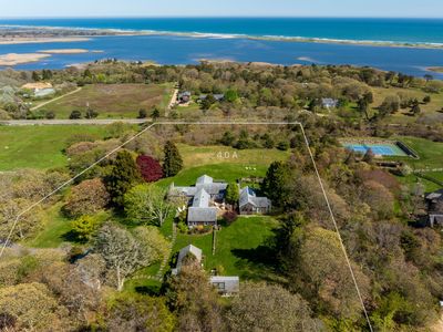6 Wakeman Rd