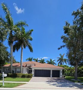 5291 Indianwood Village Lane