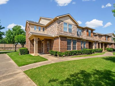 2204 Canterbury Park Dr